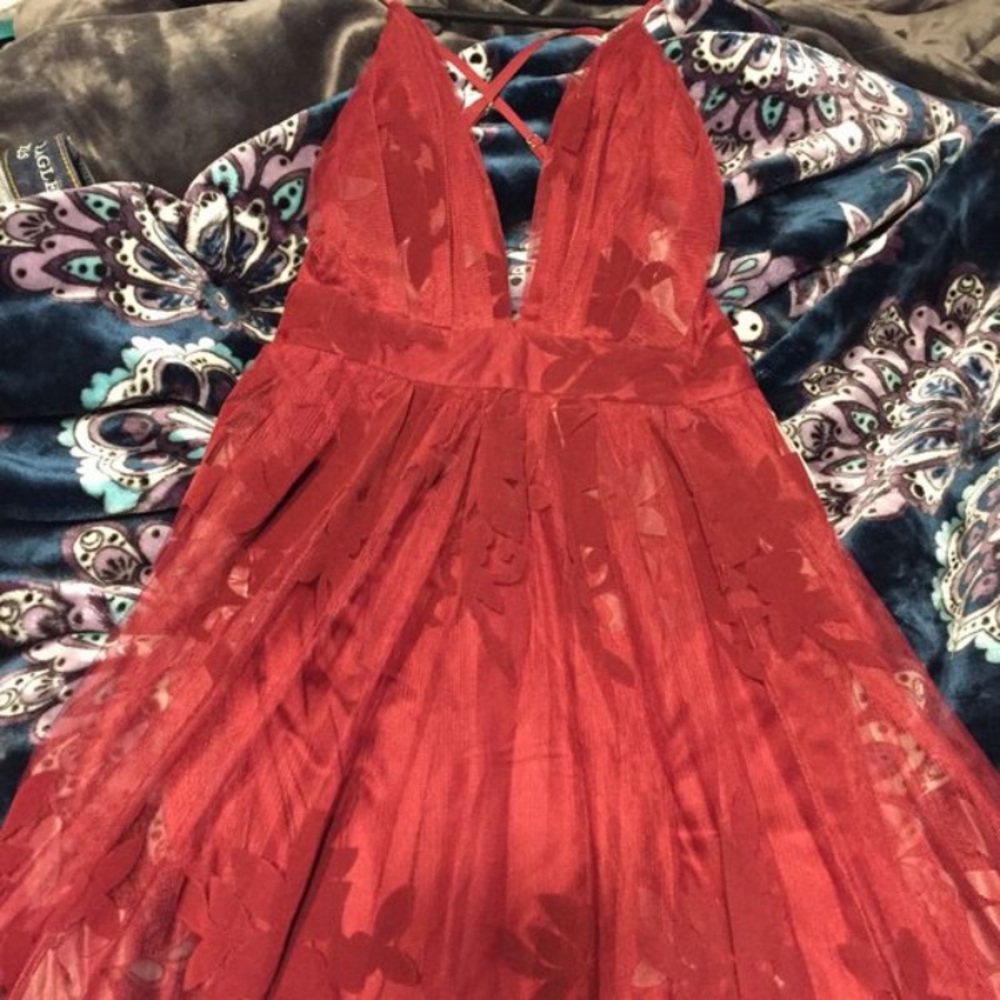 Wine dress - Picture 4 of 8